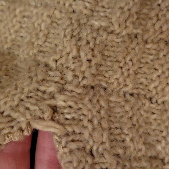 Shrug - Picture 6 of 8